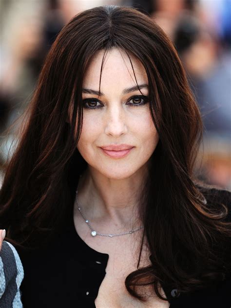 capelli monica bellucci|monica bellucci makeup.